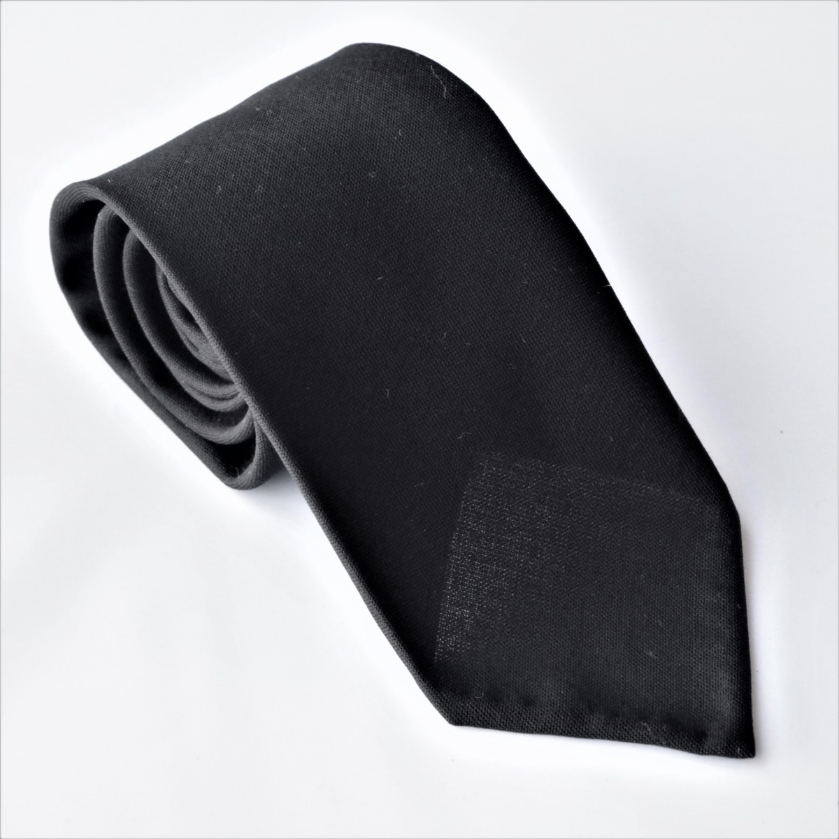 【フレスコ/プレーン】　高級手三巻縫製ネクタイ　￥16,000　タリア生地（3PLY）