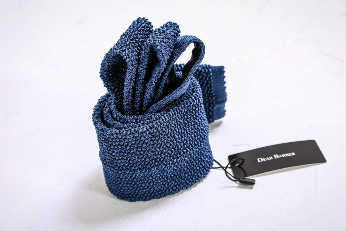 シルクニットタイ｜三白眼