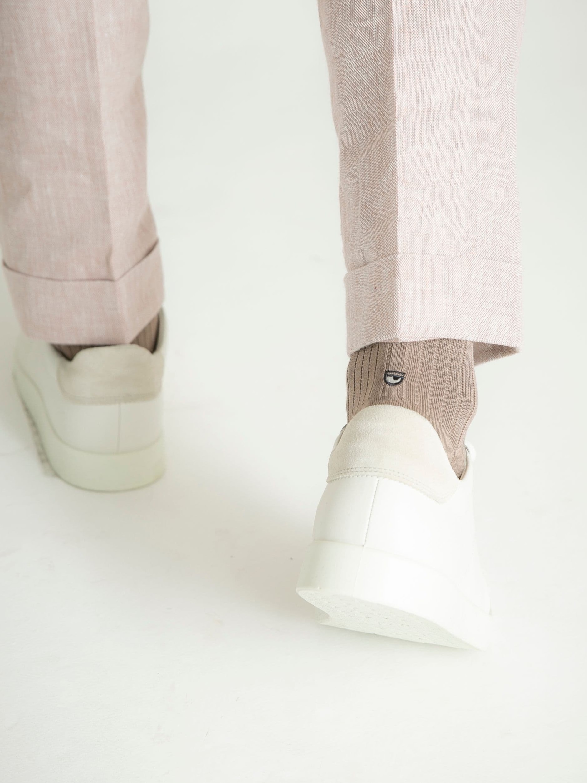 ワイドリブロングホーズソックス｜三白眼